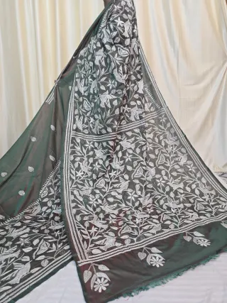 Dual-Tone Green White Thread Bird and Floral Kantha Stitch Blended Bangalore Silk Saree