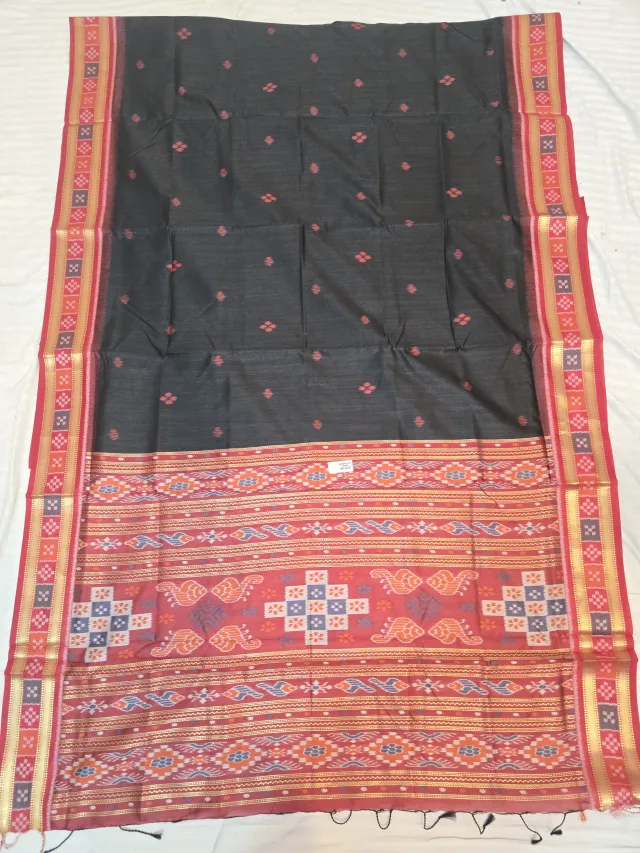 Charcoal Black and Red Peacock Diamond Bandha Ikkat Handwoven Sambalpuri Pure Cotton Saree