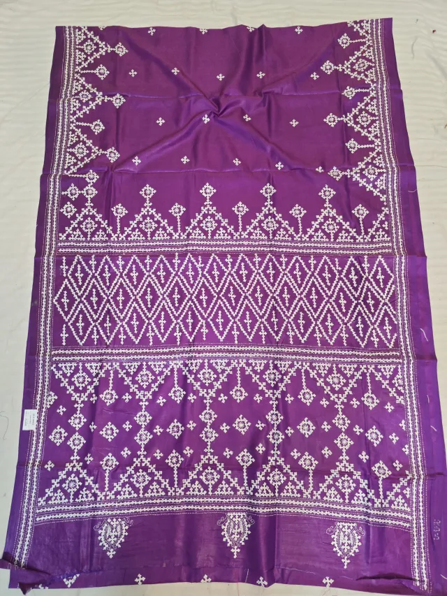 Magenta Violet Hand Embroidered Gujarati Stitch Blended Bangalore Silk Saree