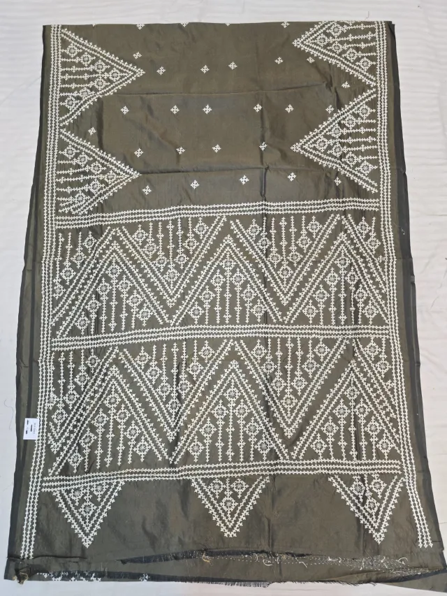 Deep Olive Green Hand Embroidered Gujarati Stitch Blended Bangalore Silk Saree