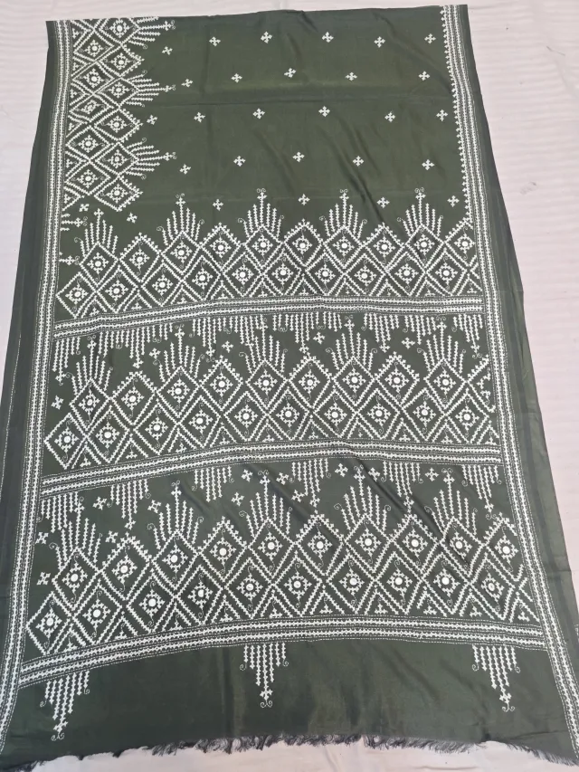 Olive Green Blended Bangalore Silk Saree with White Thread Gujarati Maika Stitch Work