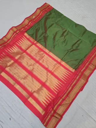 Emerald Green with Rich Red Temple Border and Pallu Pure Mulberry Silk Gadwal Saree
