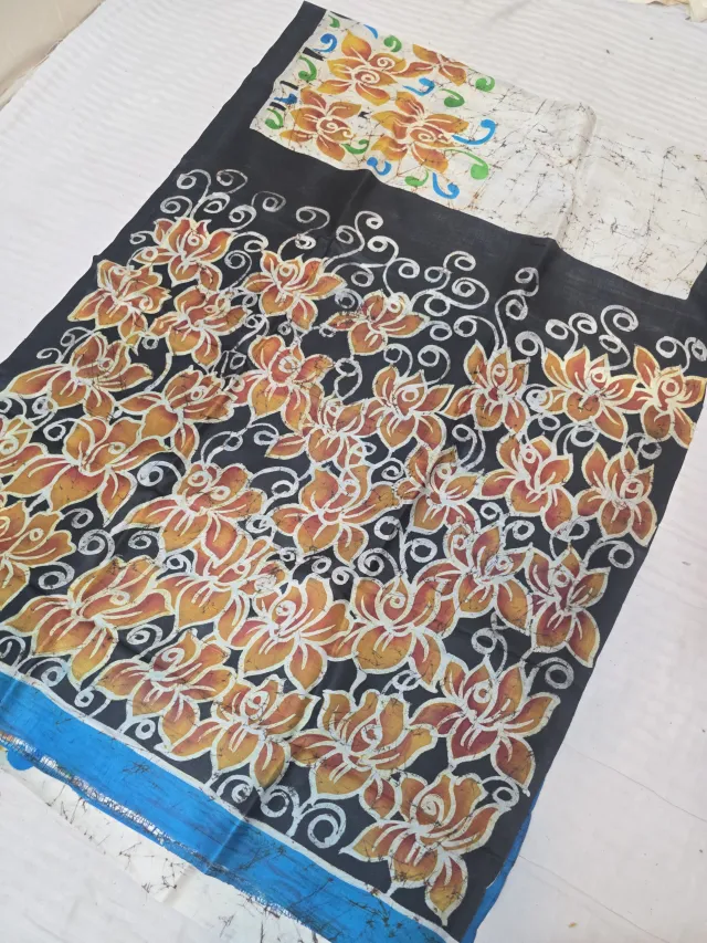 Jet Black Handcrafted Momchitra Batik Golden Lotus Jaal Pure Bishnupur Silk Saree