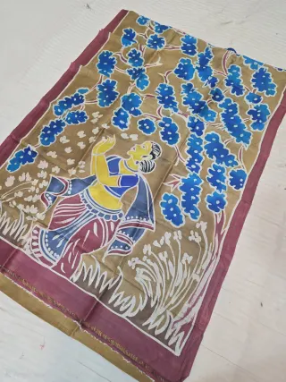 Fawn Beige Handcrafted Momchitra Batik Indian Classical Dancer Pallu Pure Bishnupur Silk Saree