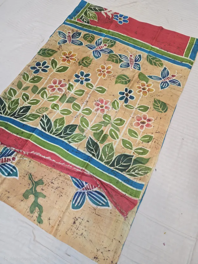 Fawn Beige Handcrafted Momchitra Batik Garden Flowers and Butterfly Pallu Pure Bishnupur Silk Saree