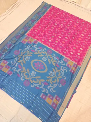 Rani Pink Patola and Cerulean Blue Contrast Medallion Pallu Pure Silk Saree