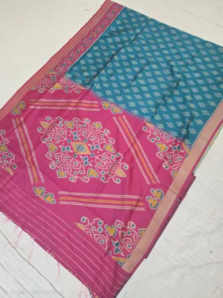 Teal Blue Patola and Rani Pink Contrast Medallion Pallu Pure Silk Saree