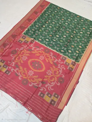 Emerald Green Patola and Coral Red Contrast Medallion Pallu Pure Silk Saree