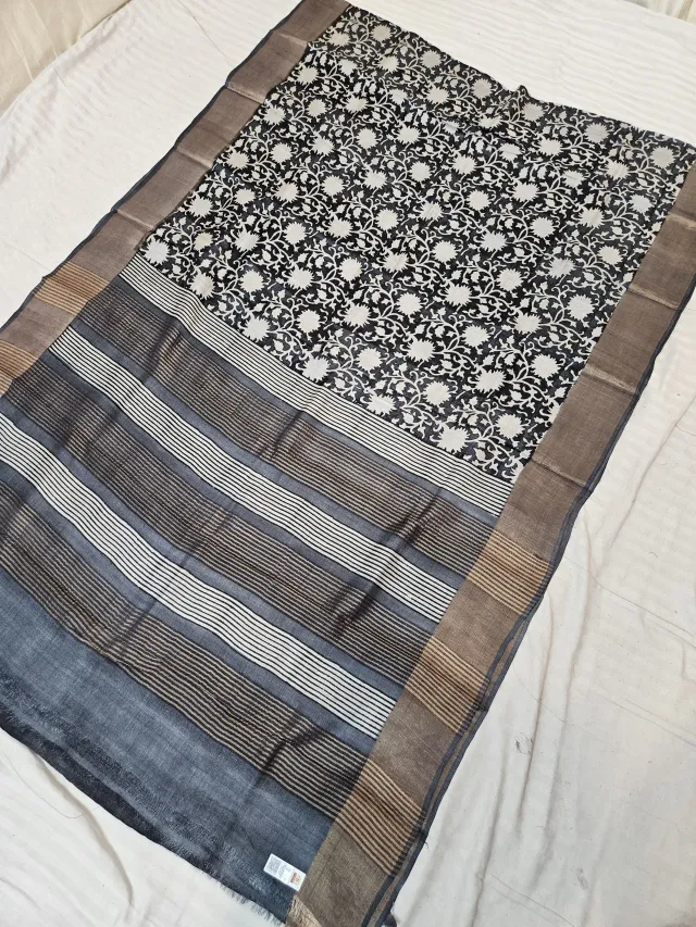 Slate Charcoal Pure Gachi Tussar Silk Saree with Hand Block Printed Diamond Lattice Pallu