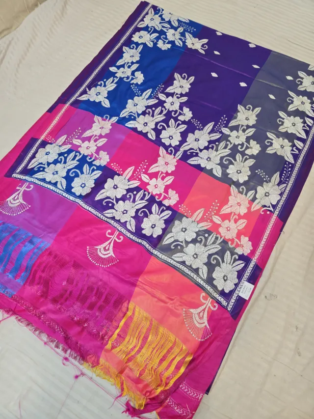 Royal Violet Multi-Color Blended Bangalore Silk Saree with Handcrafted 3D Kantha Stitch Floral Vines Pallu