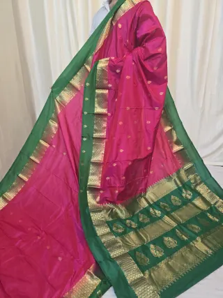 Rani Pink Pure Kanjivaram Silk Saree with Emerald Green Contrast Gold Zari Brocade Pallu