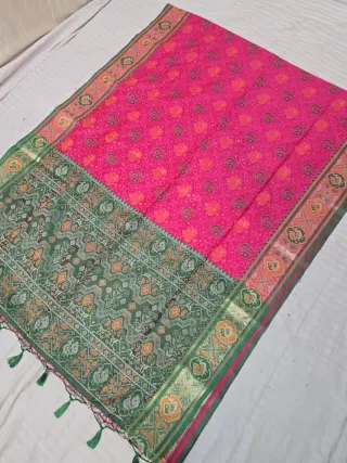 Rani Pink and Bottle Green Mayil Peacock Medallion Patola Ikkat Soft Silk Saree