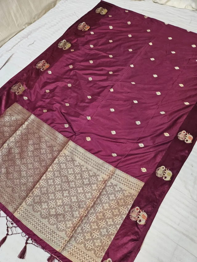 Deep Maroon Woven Zari Diamond Jaal Pallu Mango Soft Silk Saree