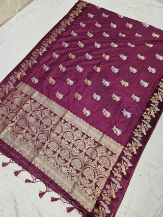 Deep Magenta Woven Zari Tree of Life Medallion Pallu Mango Soft Silk Saree