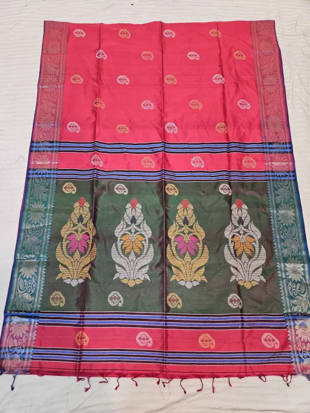 Rani Pink Pure Bishnupur Katan Silk Revival Kalakshetra Saree with Bottle Green Temple Motif Pallu