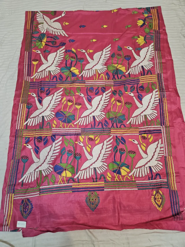 Rani Pink Blended Bangalore Silk Hand Embroidery Kantha Saree with White Swan Lotus Pond Pallu