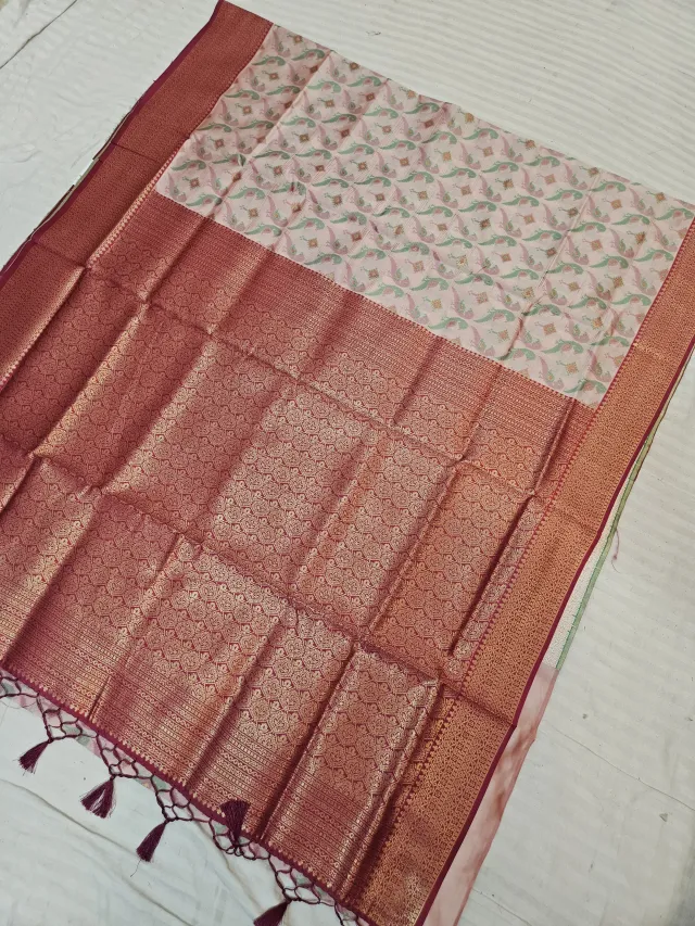 Ivory Cream Ikkat Kota Soft Silk Saree with Paisley Motifs & Contrast Maroon Zari Brocade Pallu