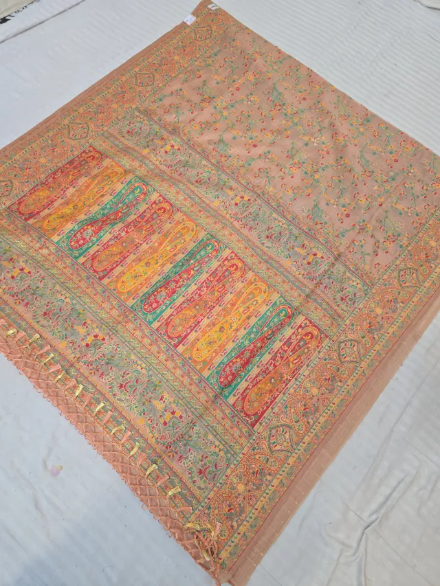 Peach Diagonal Paisley Kalka Tapestry and Floral Jaal Kashat Soft Silk Saree