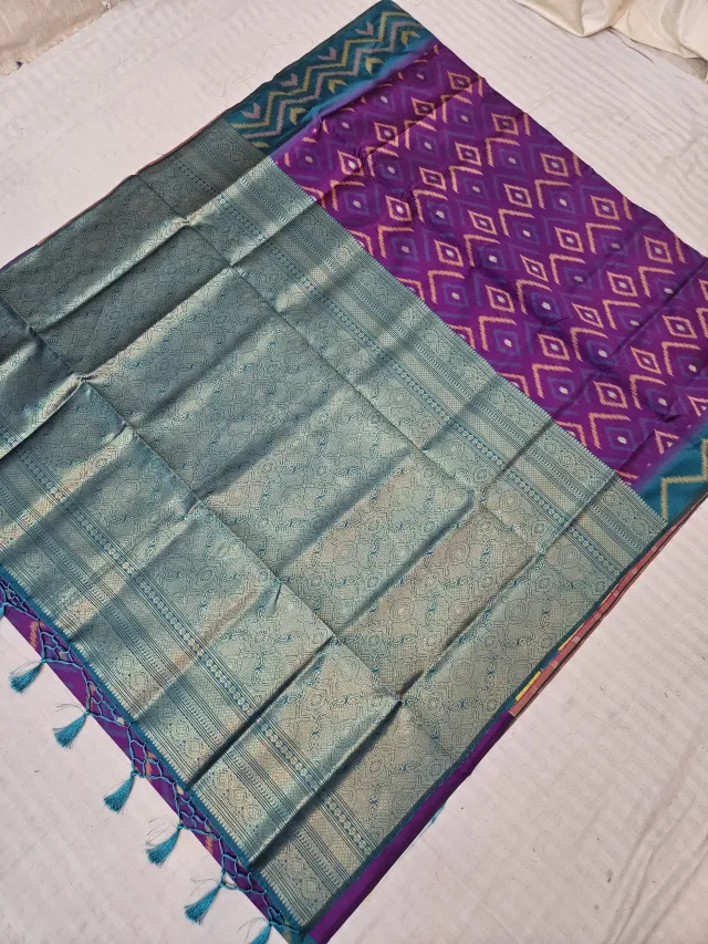 Violet Purple Duel-Tone Ikkat Kota Soft Silk Saree with Diamond Buta & Contrast Teal Blue Zari Pallu