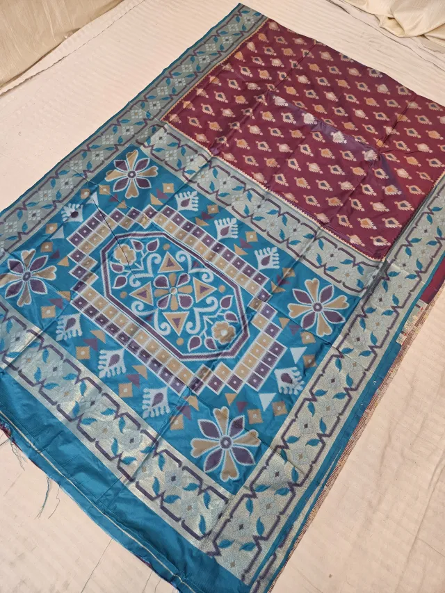 Wine Magenta and Peacock Blue Pochampally Ikkat Soft Silk Saree with Patola Medallion Pallu
