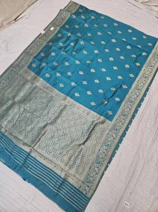 Peacock Blue Samarpan Buti and Zari Wave Trellis Pallu Soft Silk Saree