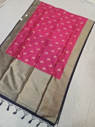 Rani Pink and Midnight Navy Anitha Matka Contrast Soft Silk Saree with Zari Buttis and Brocade Pallu