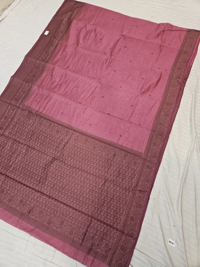 Onion Pink Anitha Checks Soft Silk Saree with Rich Zari Brocade Pallu