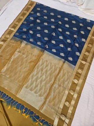 Midnight Blue Zari Par Mustard Yellow Brocade Pallu Soft Silk Saree
