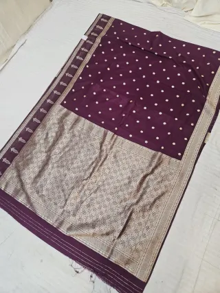 Dark Chocolate Khadi Georgette Texture Floral Buti Zari Pallu Soft Silk Saree
