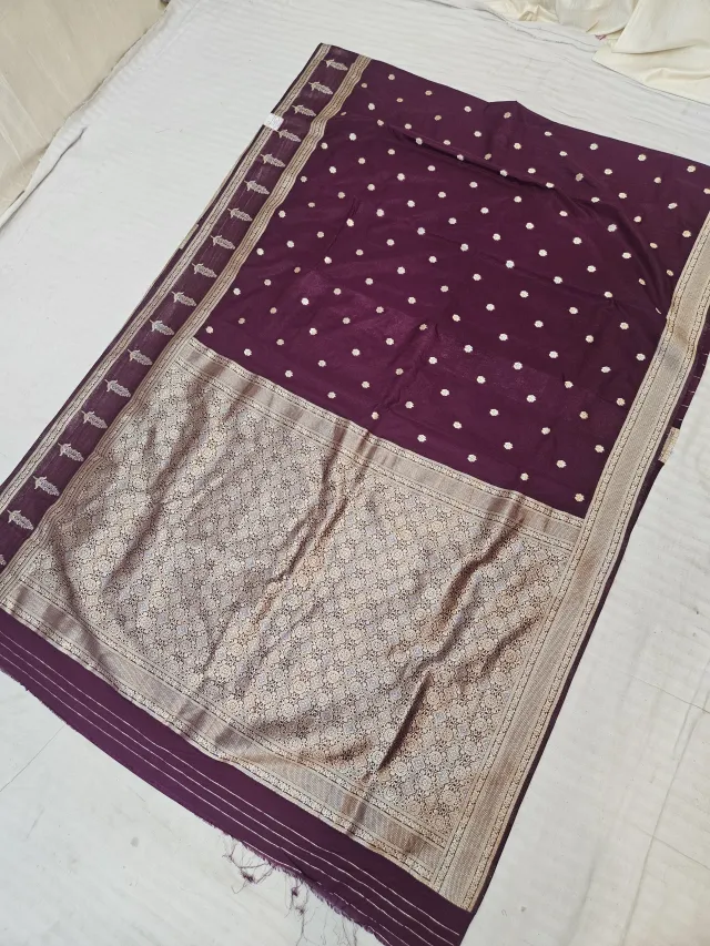 Dark Chocolate Khadi Georgette Texture Floral Buti Zari Pallu Soft Silk Saree