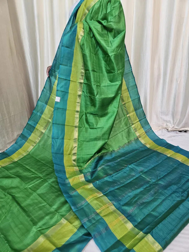 Dual-Tone Parrot Green and Peacock Blue Gadwal Pure Stripe Mulberry Silk Saree