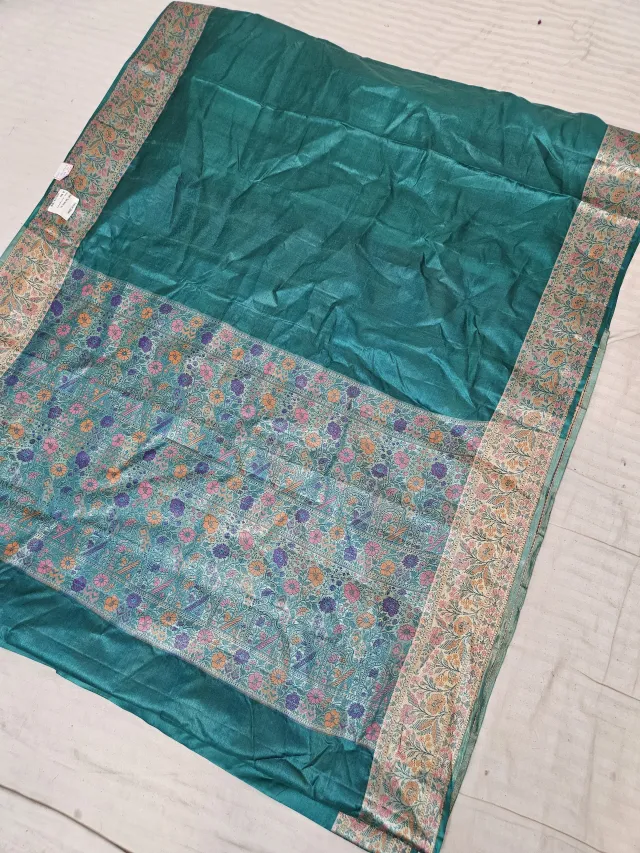 Bottle Green Pure Tussar Paithani Bird and Floral Zari Pallu Saree