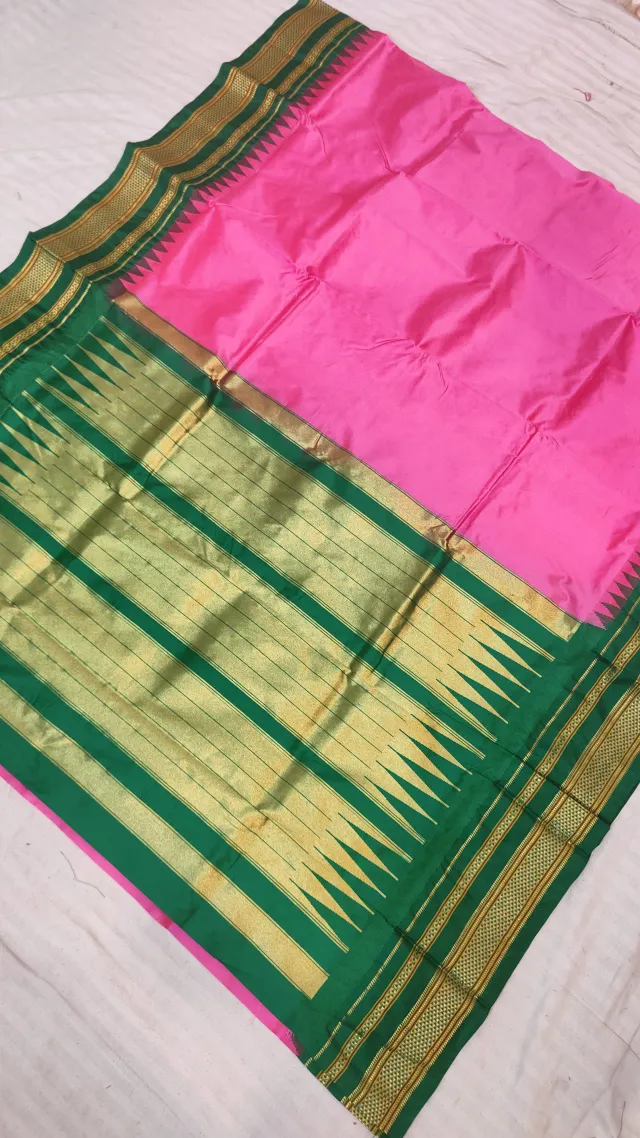 Rani Pink and Emerald Green Gadwal Pure Mulberry Silk Saree with Traditional Zari Temple Pallu