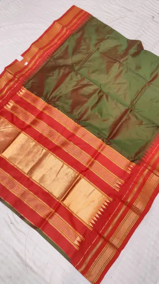 Dual-Tone Olive Green and Scarlet Red Gadwal Pure Mulberry Silk Saree with Traditional Zari Temple Pallu