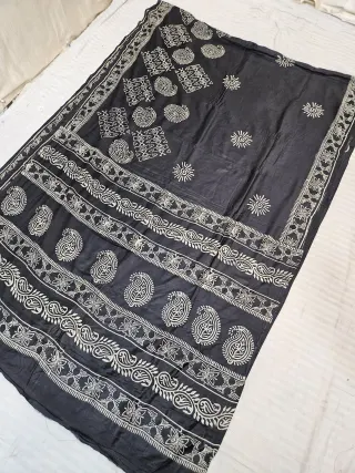 Jet Black Hand Block Printed Bafta Silk Saree with Paisley Kalkas and Sunburst Motifs
