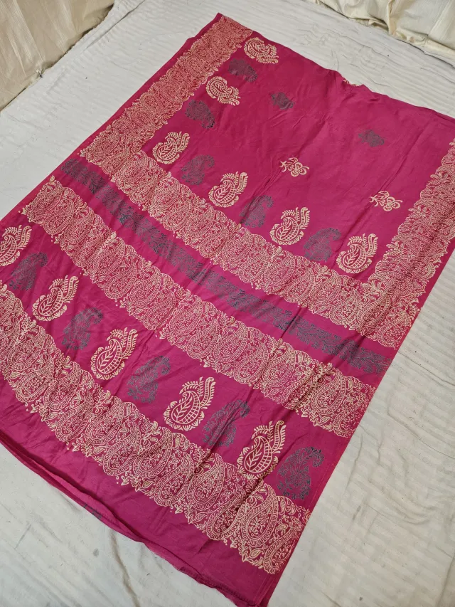 Rani Pink Hand Block Printed Bafta Silk Saree with Paisley Kalkas and Traditional Aanchal