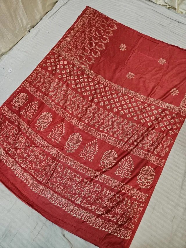 Crimson Red Hand Block Printed Bafta Silk Saree with Paan Motifs and Traditional Aanchal