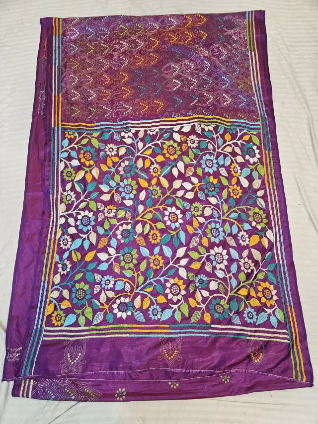Violet Purple Hand Embroidered Blended Bangalore Silk Saree with All-Over Floral Jaal Kantha Stitch Aanchal