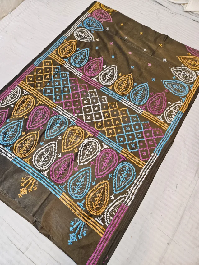 Coffee Brown Hand Embroidered Saree with Teardrop Kalka & Diamond Jaal Gujarati Stitch Aanchal