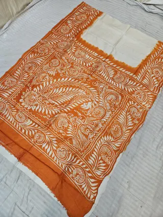 Off-White Pure Bishnupur Silk Saree with Contrast Tangerine Orange Paisley Kalka Batik Print