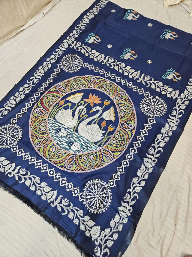 Navy Blue Blended Bangalore Silk Saree with Handcrafted Fusion Kantha Stitch Swan Medallion