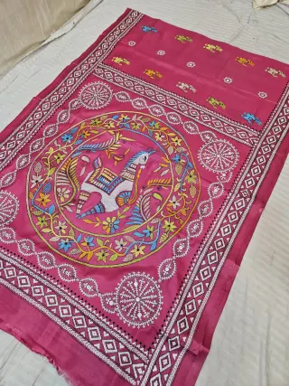 Rani Pink Blended Bangalore Silk Saree with Handcrafted Fusion Kantha Stitch Folk Horse Medallion