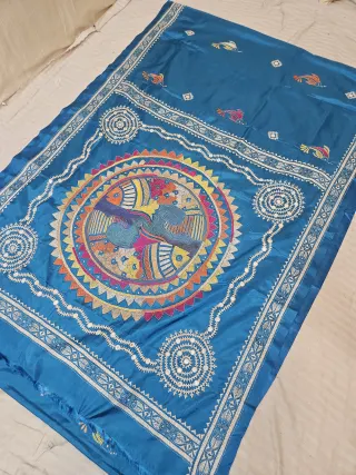 Peacock Blue Blended Bangalore Silk Saree with Handcrafted Fusion Kantha Stitch Twin Fish Medallion