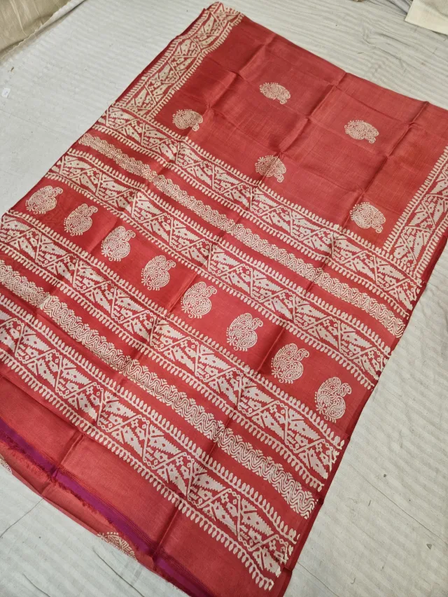 Deep Maroon Pure Bishnupur Katan Silk Saree with Handcrafted Paisley Kalka Block Print