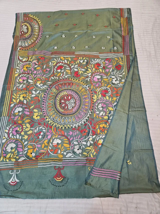 Sea Green Dual Tone with Mustard Yellow Blended Bangalore Silk Kantha Stitch Mandala Pallu Saree