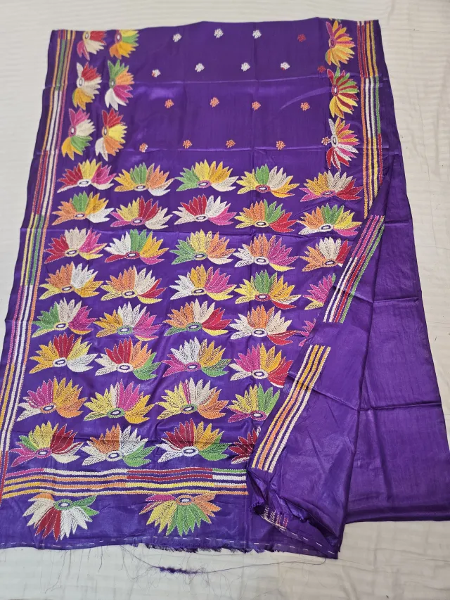 Purple Blended Bangalore Silk Kantha Stitch Multi-Colour Fan Lotus Pallu Saree