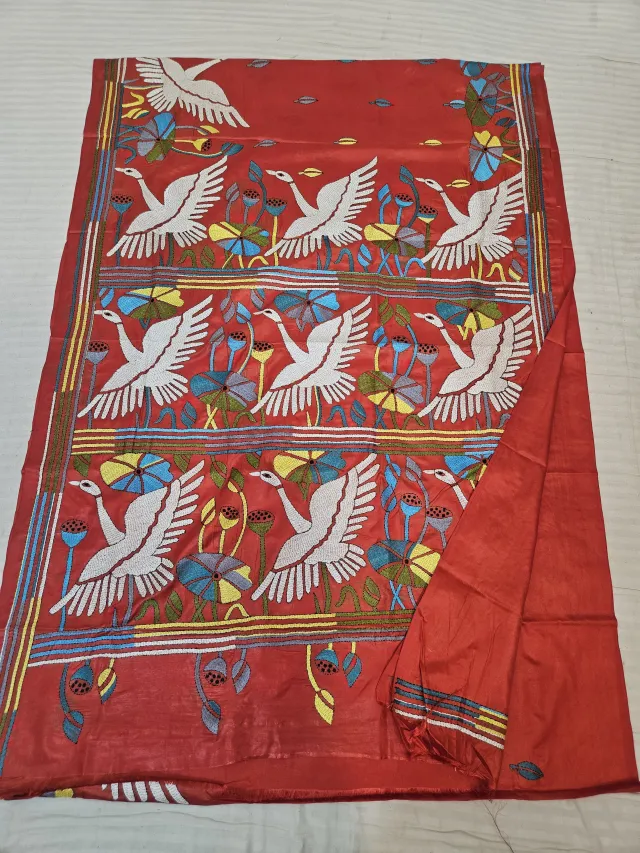 Red Blended Bangalore Silk Kantha Stitch Flying Crane and Lotus Pallu Saree