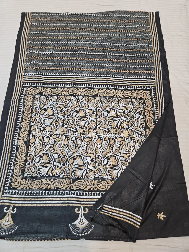 Black Blended Bangalore Silk Kantha Stitch Monochrome Floral Jaal Pallu Saree