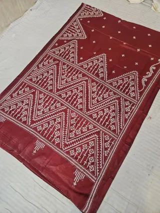 Maroon Red Blended Bangalore Silk Saree with Handcrafted Monochromatic White Gujarati Stitch Geometric Chevron