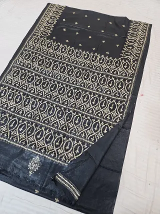 Jet Black Blended Bangalore Silk Saree with Handcrafted Beige-Gold Gujarati Stitch Geometric Diamond & Trellis